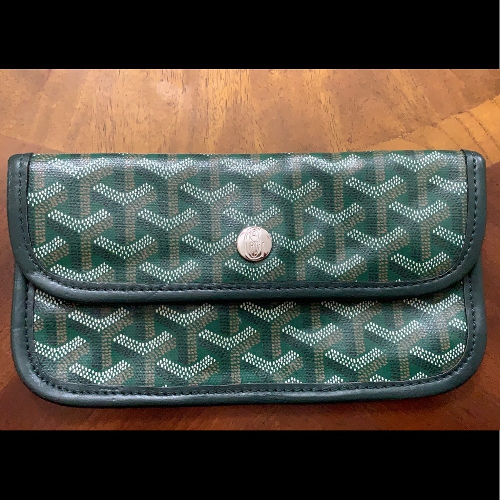 100% Authentic Goyard pouchette